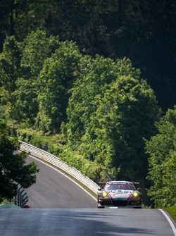 #21 Wochenspiegel Team Manthey, Porsche 911 GT3 R: Georg Weiss, Oliver Kainz, Jochen Krumbach, Mike