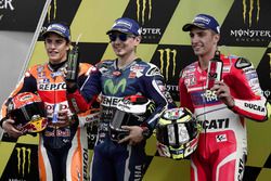 Le poleman Jorge Lorenzo, Yamaha Factory Racing, le deuxième Marc Marquez, Repsol Honda Team, et e troisième Andrea Iannone, Ducati Team