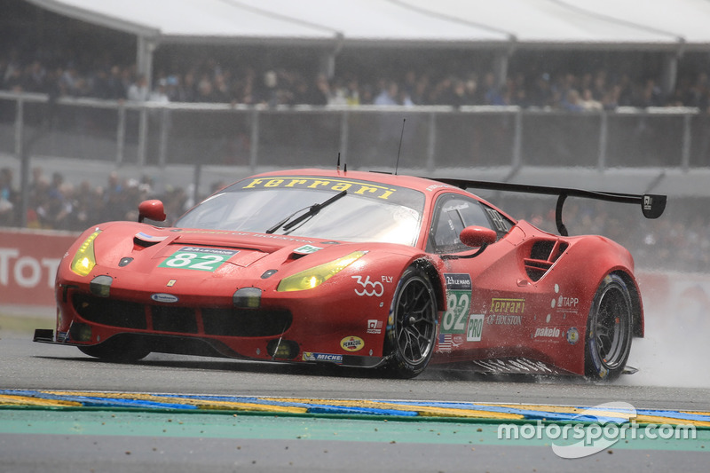 #82 Risi Competizione Ferrari 488 GTE: Giancarlo Fisichella, Toni Vilander, Matteo Malucelli