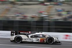 #1 Porsche Team Porsche 919 Hybrid: Timo Bernhard, Mark Webber, Brendon Hartley