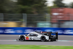 #1 Porsche Team Porsche 919 Hybrid: Timo Bernhard, Mark Webber, Brendon Hartley