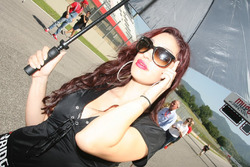 Grid girl