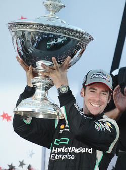 Kampioen Simon Pagenaud, Team Penske Chevrolet viert zijn titel