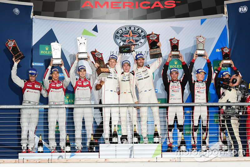 Podium: Sieger Timo Bernhard, Mark Webber, Brendon Hartley, Porsche Team; 2. Lucas di Grassi, Loic D