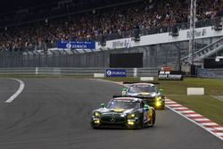 #88 Haribo Racing Team-AMG, Mercedes-AMG GT3: Uwe Alzen, Lance David Arnold; Maximilian Götz, Jan Seyffarth