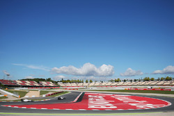 Felipe Massa, Williams FW38, voor teamgenoot Valtteri Bottas, Williams FW38