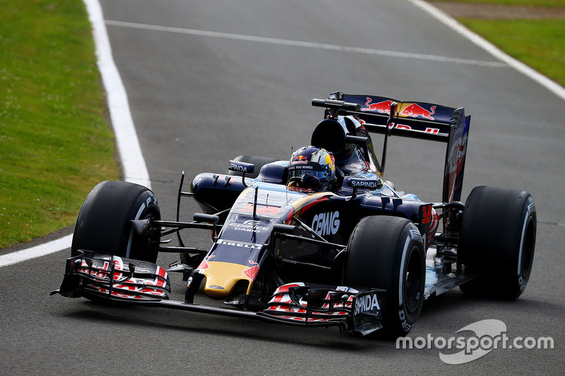 Sette Camara, Scuderia Toro Rosso STR11