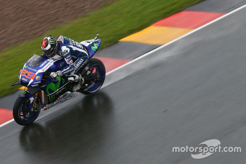 Averso à chuva, Jorge Lorenzo finalizou em 15°.