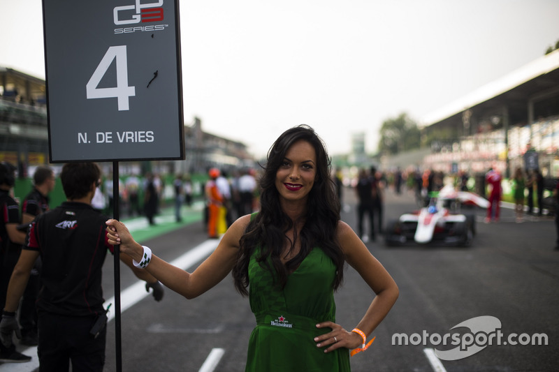 Chica de la parrilla de Nyck De Vries, ART Grand Prix