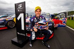 Le vainqueur Jamie Whincup, Triple Eight Race Engineering Holden