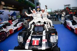 Ganadores #1 Porsche Team Porsche 919 Hybrid: Timo Bernhard, Mark Webber, Brendon Hartley