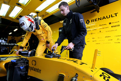 Kevin Magnussen, Renault Sport F1 Team