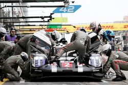 #2 Porsche Team Porsche 919 Hybrid: Romain Dumas, Neel Jani, Marc Lieb