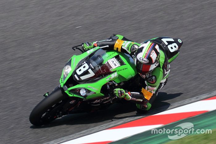 #87 Team Green: Akira Yanagawa, Kazuki Watanabe, Leon Haslam