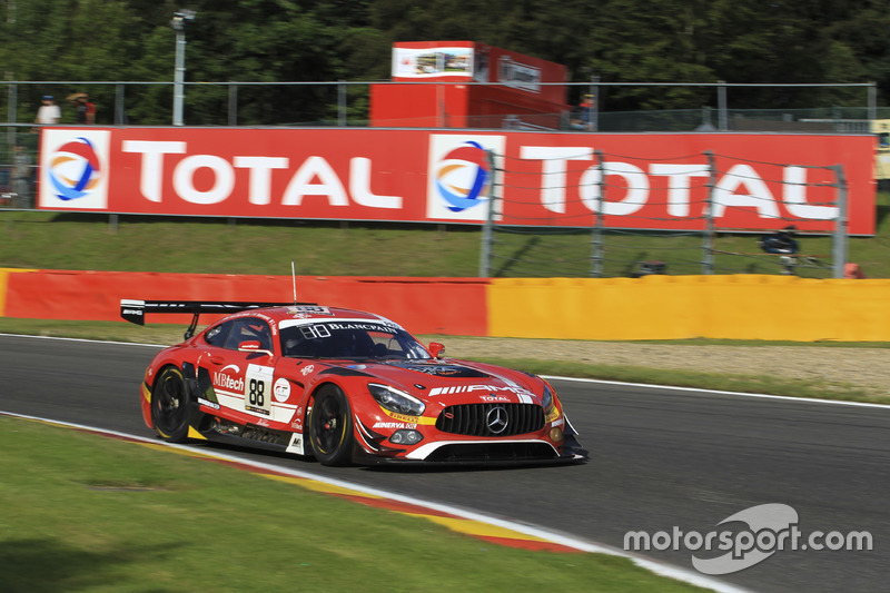 #88 AMG-Team AKKA ASP, Mercedes-AMG GT3: Tristan Vautier, Renger Van der Zande, Felix Rosenqvist