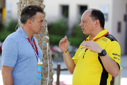 Jean Alesi and Frederic Vasseur, Renault Sport F1 Team Racing Director