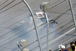 Crash von Joey Logano, Team Penske Ford
