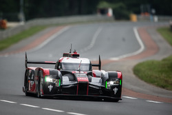 #8 Audi Sport Team Joest Audi R18 e-tron quattro: Lucas di Grassi, Loic Duval, Oliver Jarvis
