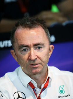 Paddy Lowe, Director de ejecutivo de F1 de Mercedes AMG, en la Conferencia de prensa FIA