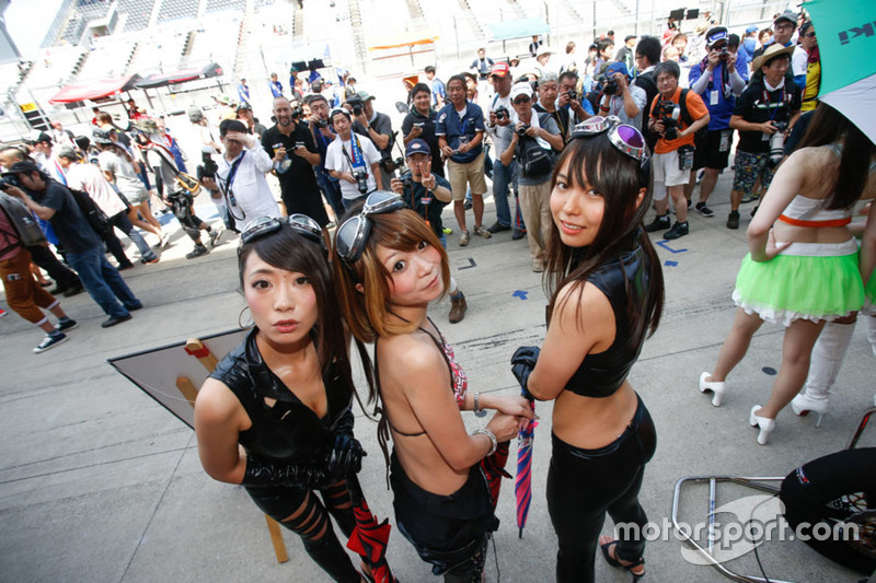 Grid girls