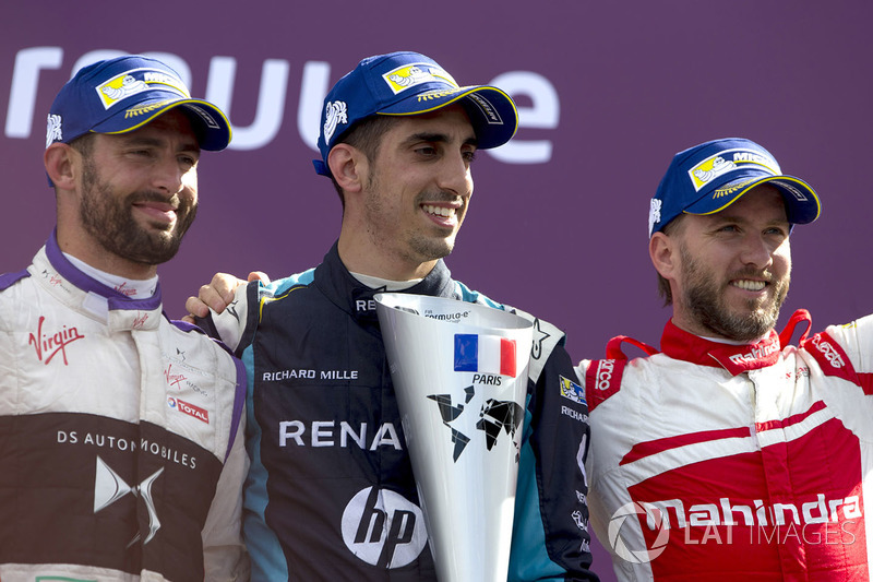 Sébastien Buemi, Renault e.Dams, celebra con José María López, DS Virgin Racing y Nick Heidfeld, Mah