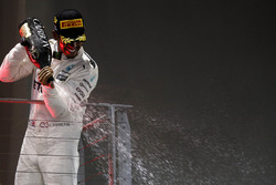 Podium: race winner Lewis Hamilton, Mercedes AMG F1