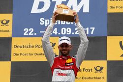 Podium: le vainqueur René Rast, Audi Sport Team Rosberg, Audi RS 5 DTM