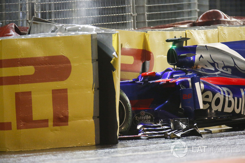 Car of Daniil Kvyat, Scuderia Toro Rosso STR12