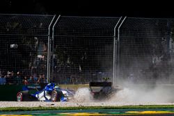 Kevin Magnussen, Haas F1 Team VF-17, collides with Marcus Ericsson, Sauber C36