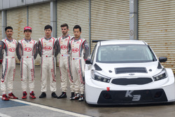 Leo Ye, Jason Zhang, Alex Fontana, Martin Tze, Jim Ka To, Kia K3