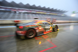 #61 Clearwater Racing Ferrari 488 GTE: Weng Sun Mok, Keita Sawa, Matt Griffin