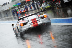 #54 Spirit of Race Ferrari 488 GTE: Thomas Flohr, Francesco Castellacci, Miguel Molina