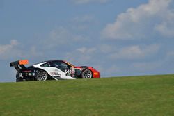 #58 Wright Motorsports Porsche 911 GT3 R: Patrick Long, Jörg Bergmeister