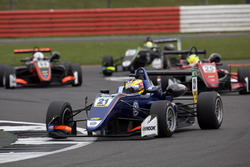 Jake Dennis, Carlin, Dallara F317 - Volkswagen
