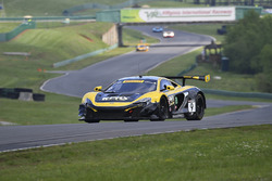 #9 K-Pax Racing McLaren 650S GT3: Alvaro Parente, Ben Barnicoat