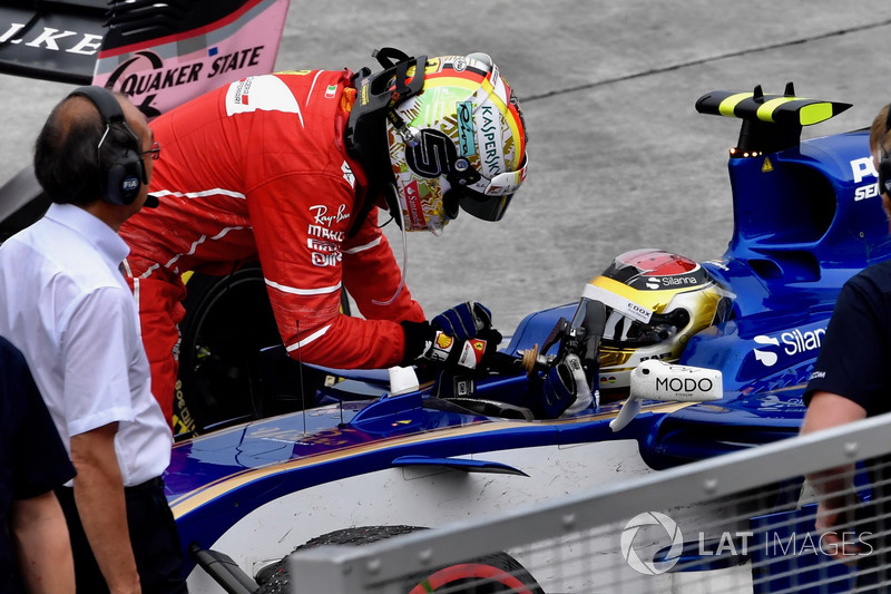 Sebastian Vettel, Ferrari, Pascal Wehrlein, Sauber C36