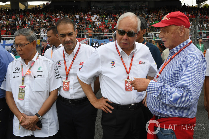 Niki Lauda, Mercedes AMG F1 Non-Executive Chairman, Tan Sri Azman, Chairman of Sepang International Circuit and Najib Razak, Malaysian Prime Minister