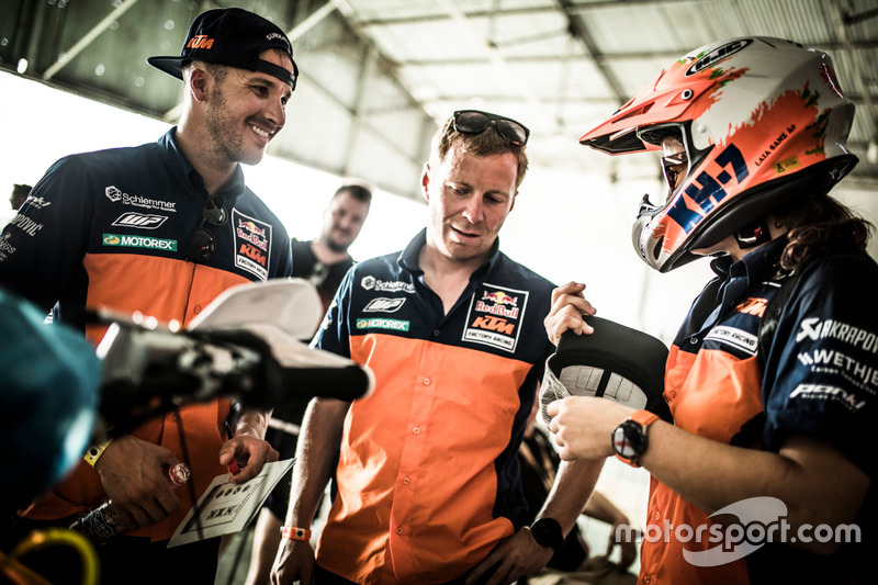 Sam Sunderland; Stefan Huber; Laia Sanz, Red Bull KTM Factory Racing