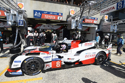 #8 Toyota Gazoo Racing Toyota TS050 Hybrid: Anthony Davidson, Sébastien Buemi, Kazuki Nakajima