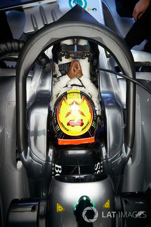 Lewis Hamilton, Mercedes AMG F1, with halo