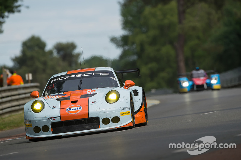 #86 Gulf Racing Porsche 911 RSR
