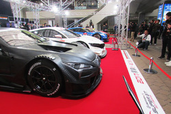 大阪オートメッセに集結したスーパーGT車両