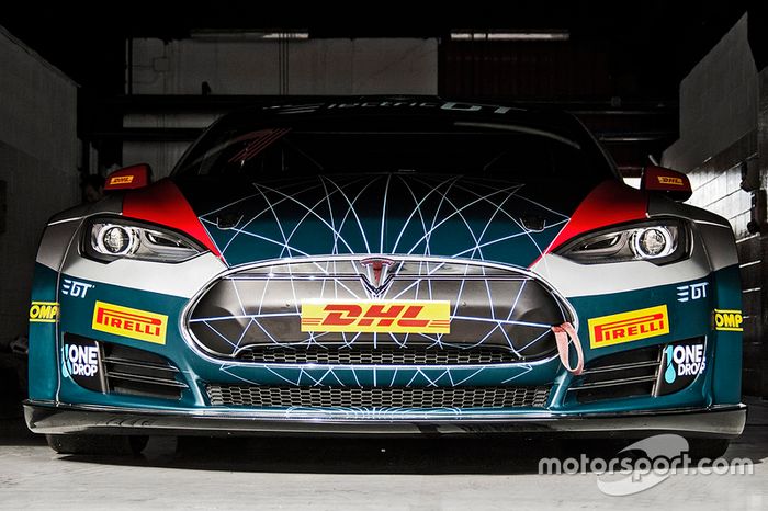 El Tesla Model S P85  en Montmeló 