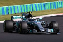 Valtteri Bottas, Mercedes-Benz F1 W08 Hybrid locks up