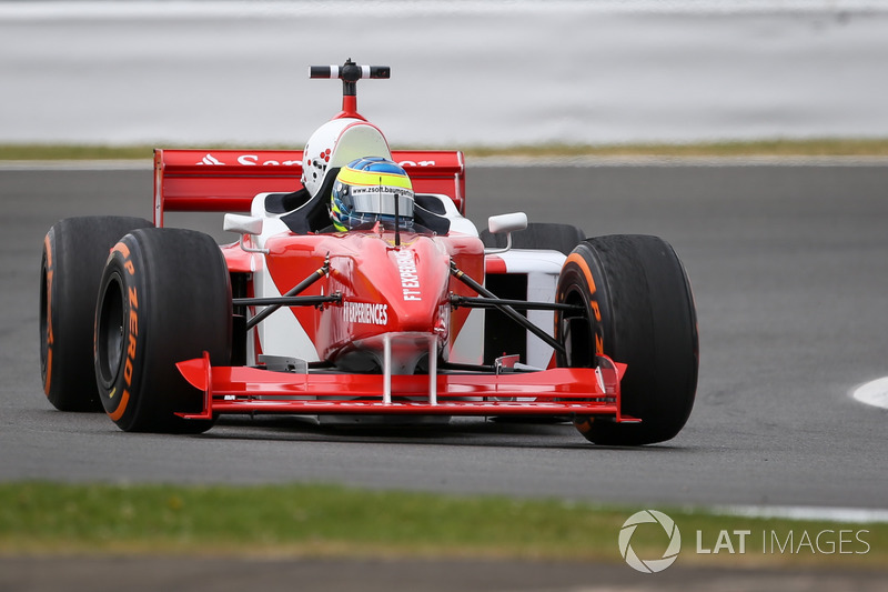 Zsolt Baumgartner, F1 Experiences 2-Seater driver