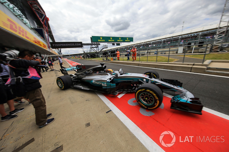 Lewis Hamilton, Mercedes-Benz F1 W08