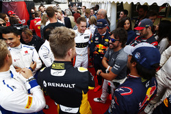 Stoffel Vandoorne, McLaren, Max Verstappen, Red Bull, Fernando Alonso, McLaren, Carlos Sainz Jr., Scuderia Toro Rosso, Nico Hulkenberg, Renault Sport F1 Team, Marcus Ericsson, Sauber