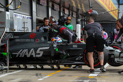 Romain Grosjean, Haas F1 Team VF-17