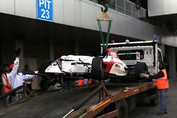 Das Auto von Mick Schumacher nach dem Unfall