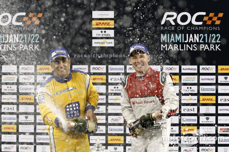 Podium: Race winner Juan Pablo Montoya, second place Tom Kristensen